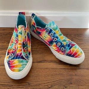 Blowfish Tie Dye Slip On Sneakers, size 7.5